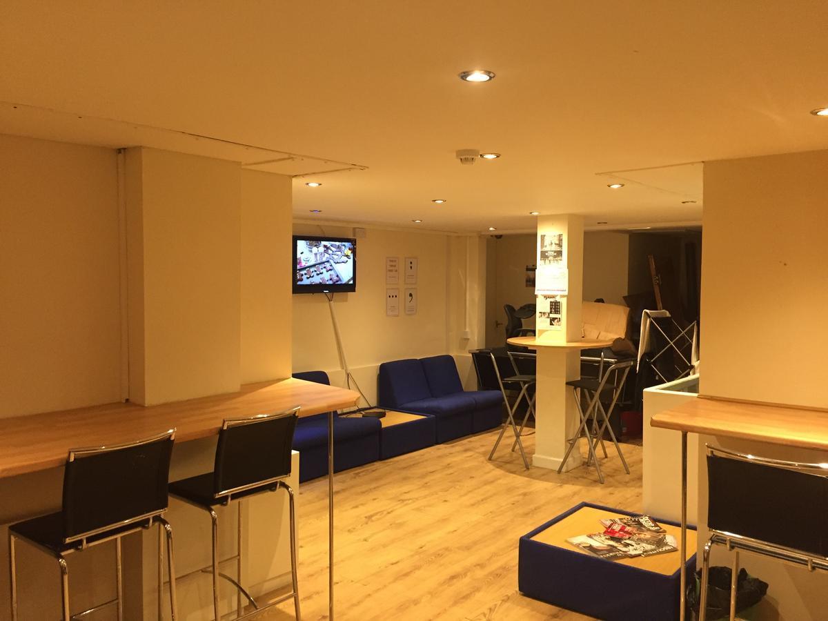 לונדון Amity Hostel מראה חיצוני תמונה
